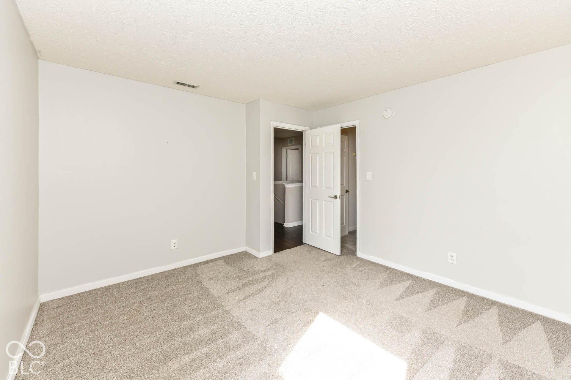 14057 Stonewood Place, Fishers, IN 46037