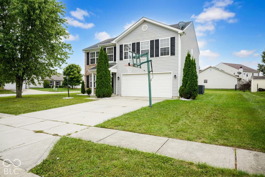 Property photo for 9737 Piper Lake Drive, Indianapolis, IN