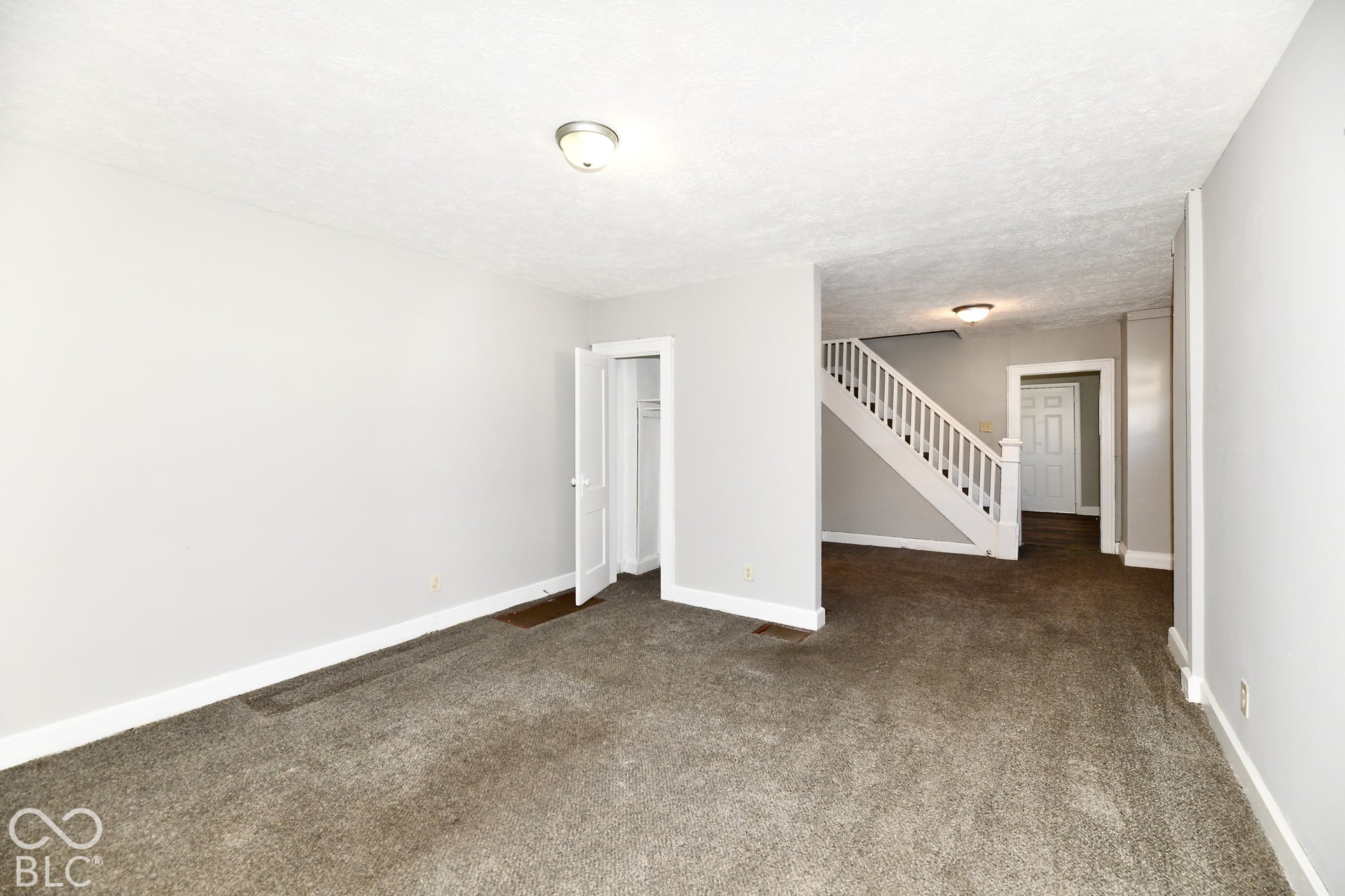 Neutral wall paint throughout