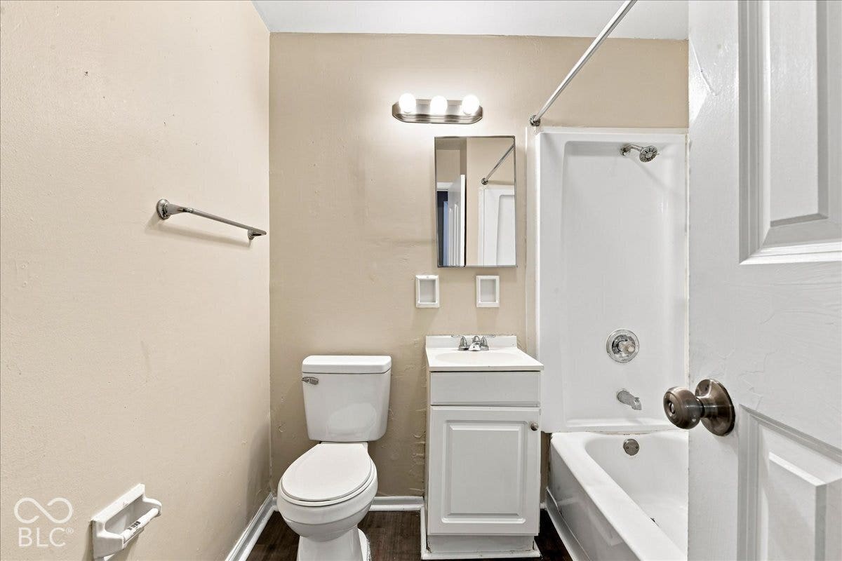 3743 Breen Drive, Indianapolis, IN 46235 3743 Breen Drive, Indianapolis, IN 46235