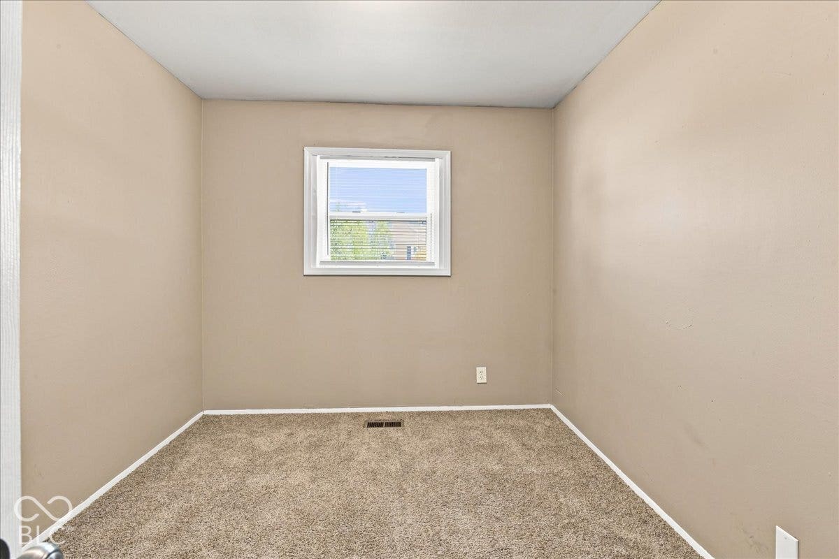 3743 Breen Drive, Indianapolis, IN 46235 3743 Breen Drive, Indianapolis, IN 46235