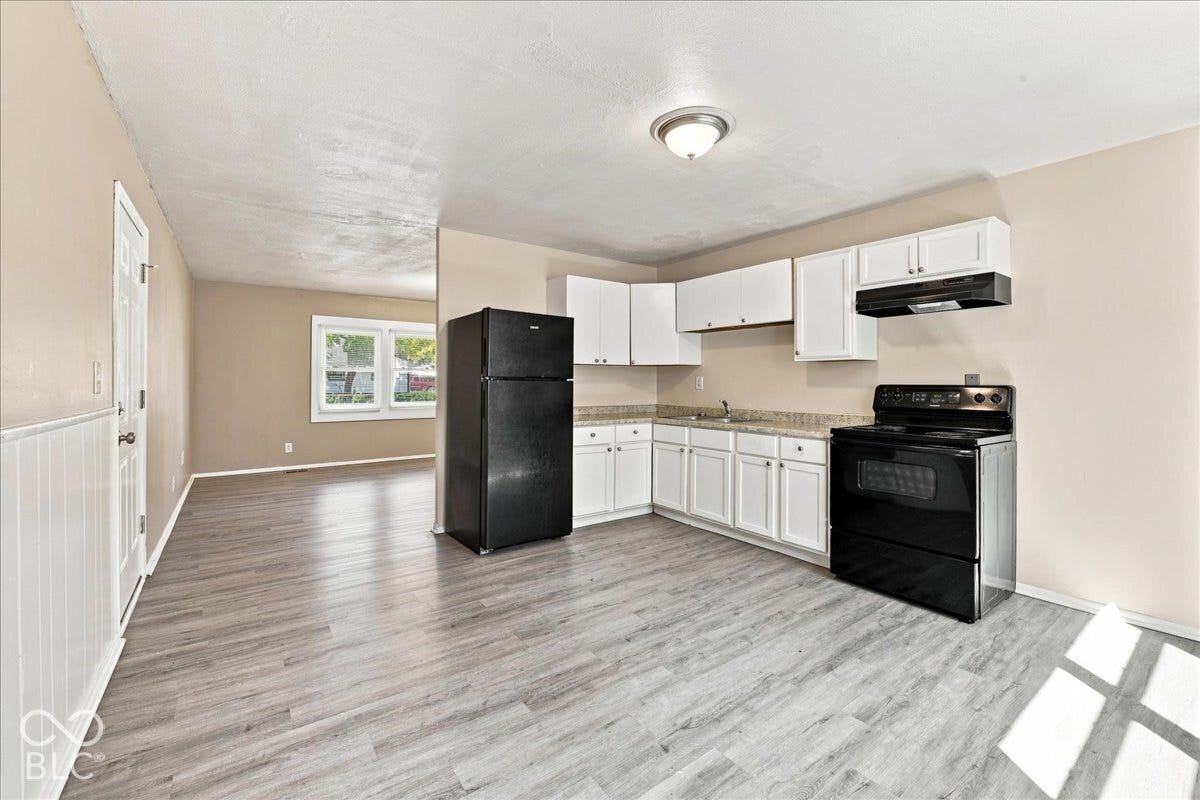 3743 Breen Drive, Indianapolis, IN 46235 3743 Breen Drive, Indianapolis, IN 46235