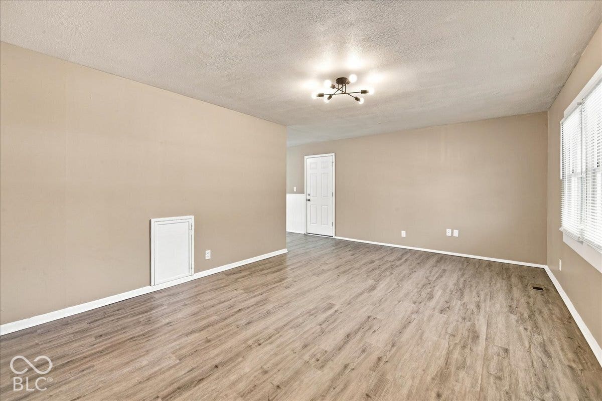 3743 Breen Drive, Indianapolis, IN 46235 3743 Breen Drive, Indianapolis, IN 46235