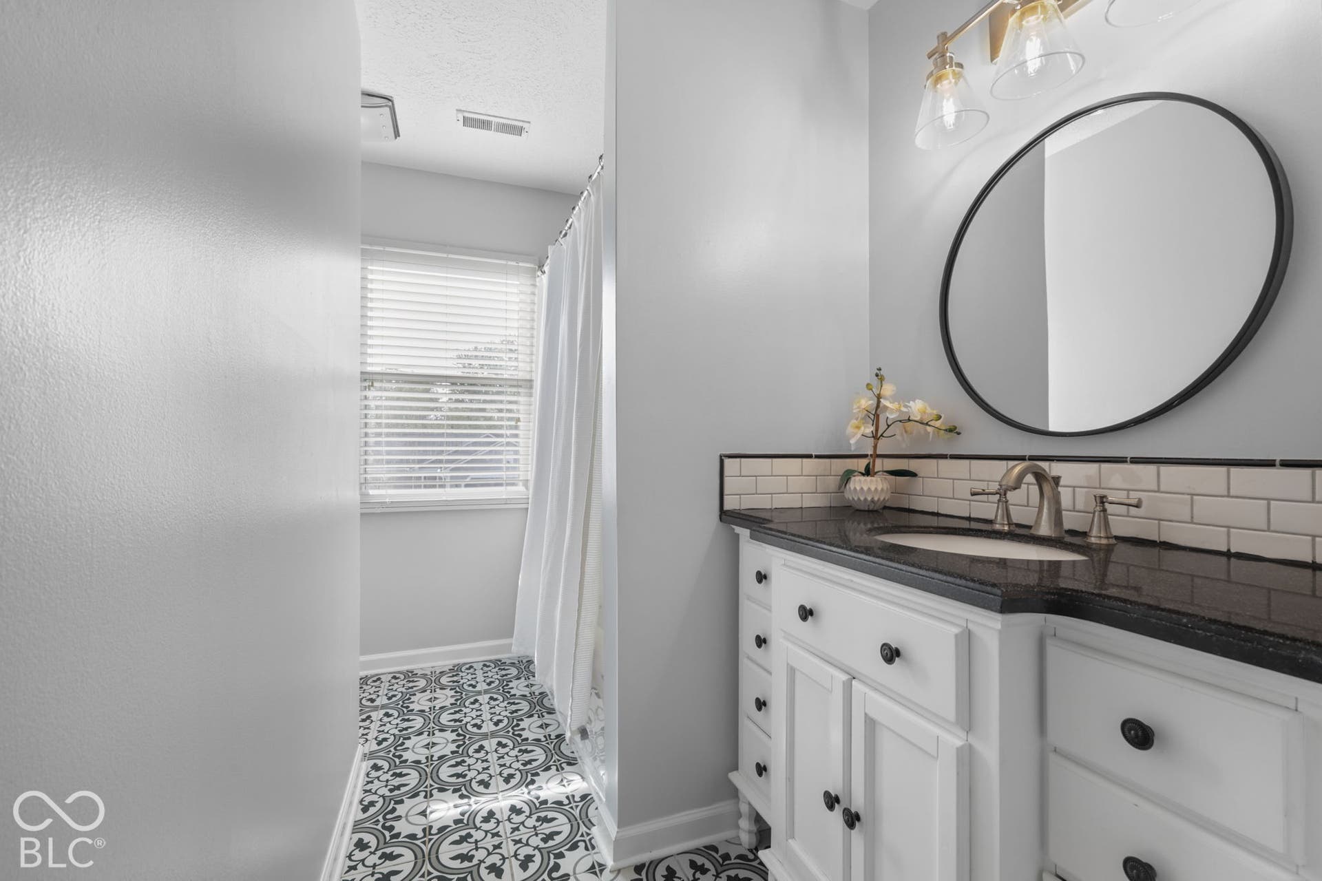 8465 Summertree Lane, Indianapolis, IN 46256