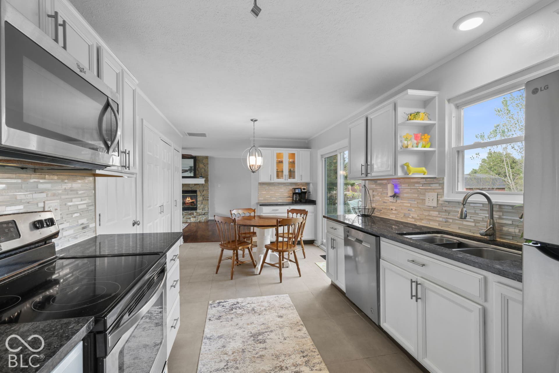 8465 Summertree Lane, Indianapolis, IN 46256