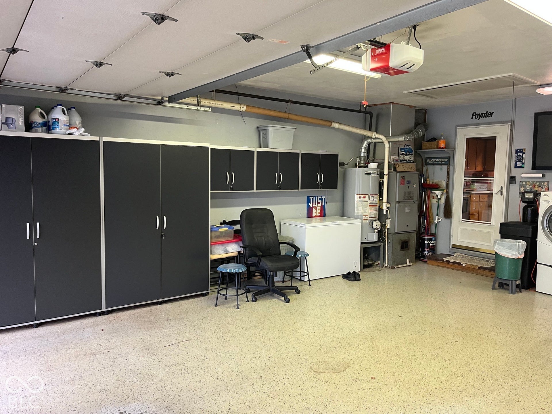 5706 W Southport Road, Indianapolis, IN 46221 5706 W Southport Road, Indianapolis, IN 46221