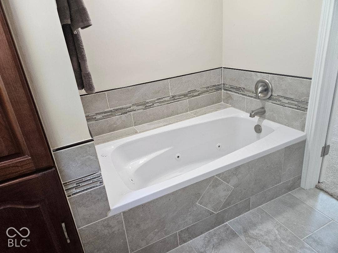 206 W 266th Street W, Sheridan, IN 46069