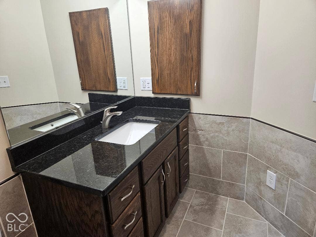 206 W 266th Street W, Sheridan, IN 46069