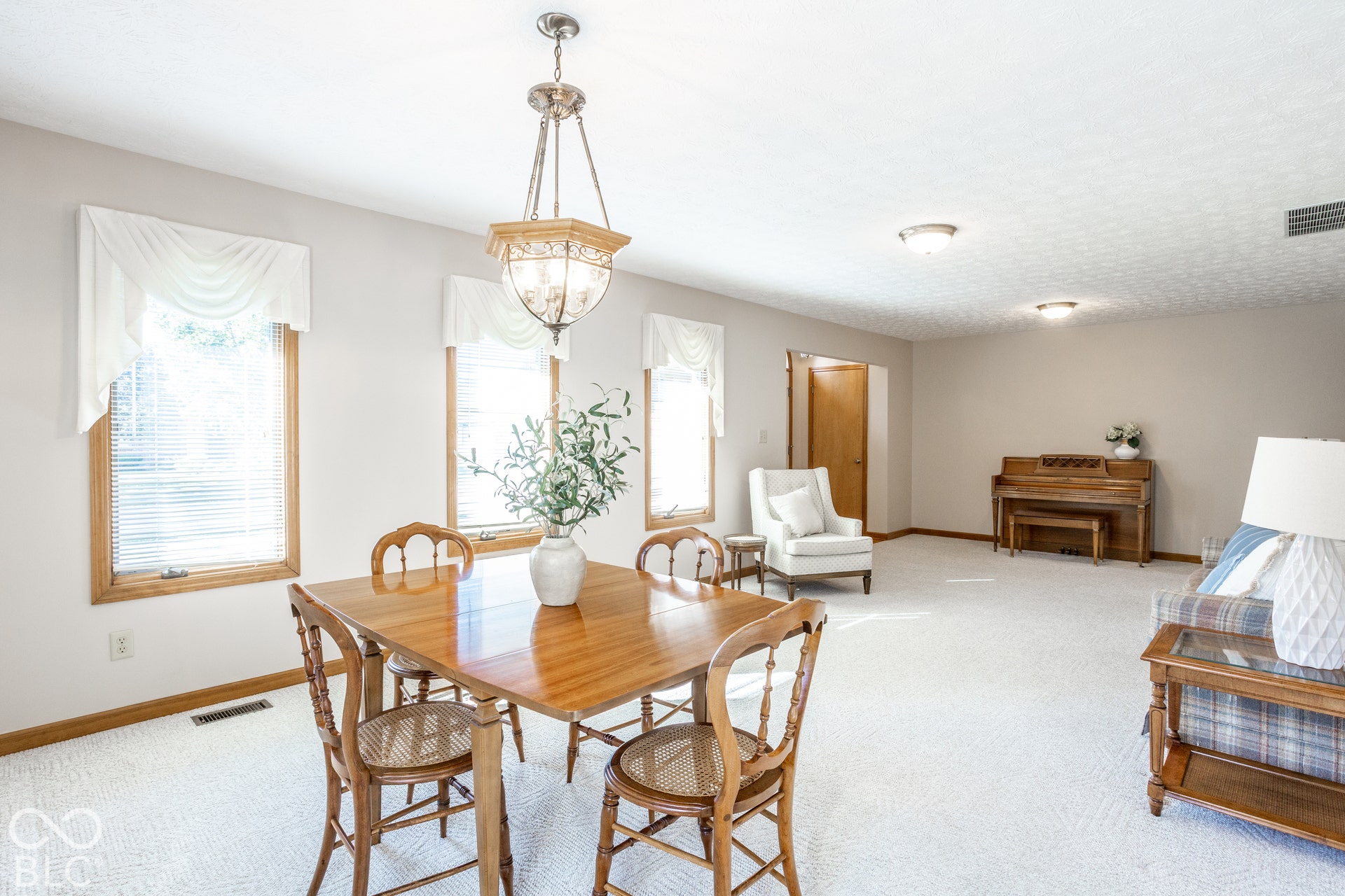 Formal living and dining rooms