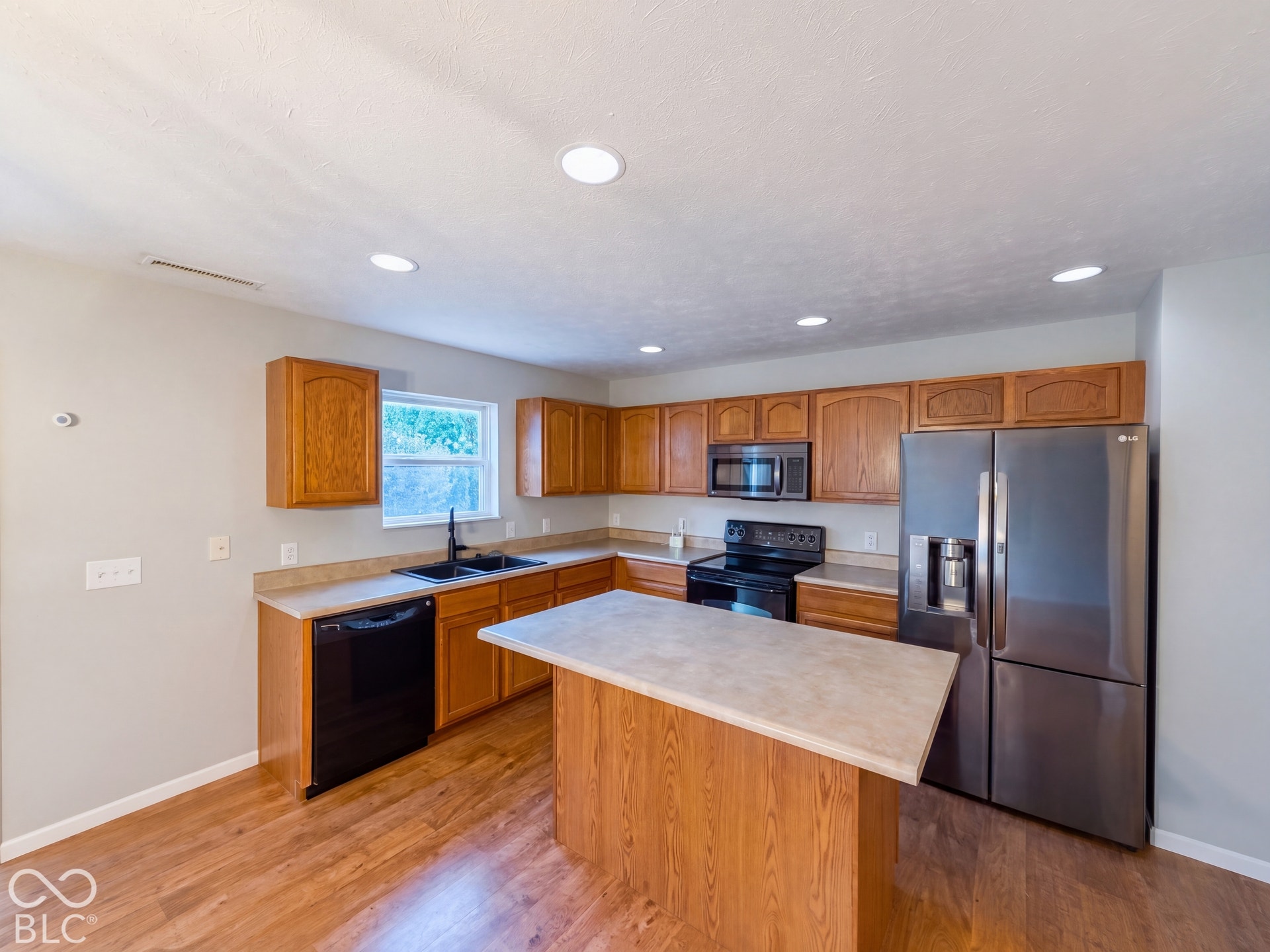 10605 Dunes Court, Indianapolis, IN 46239