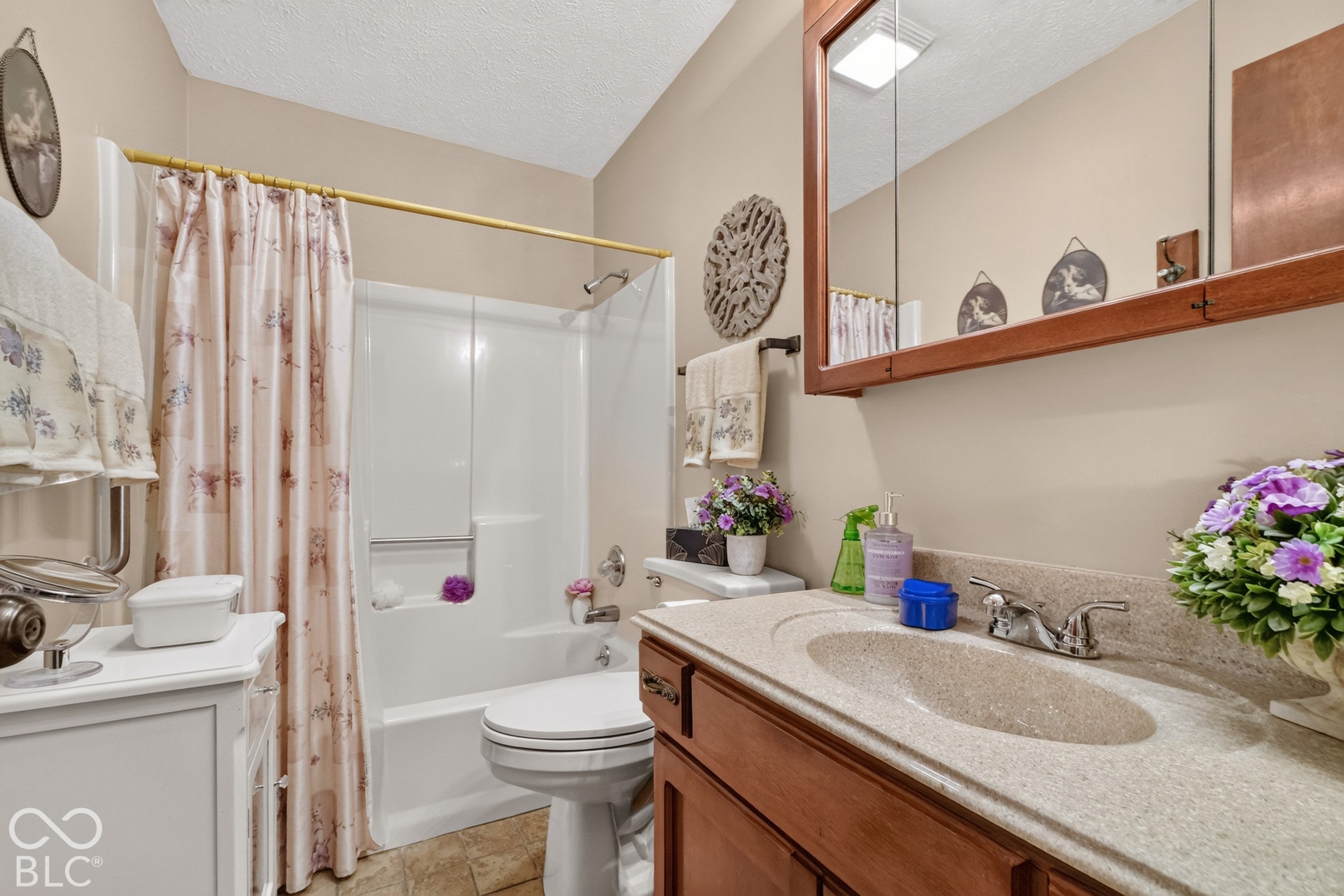 228 College Parkway, Anderson, IN 46012