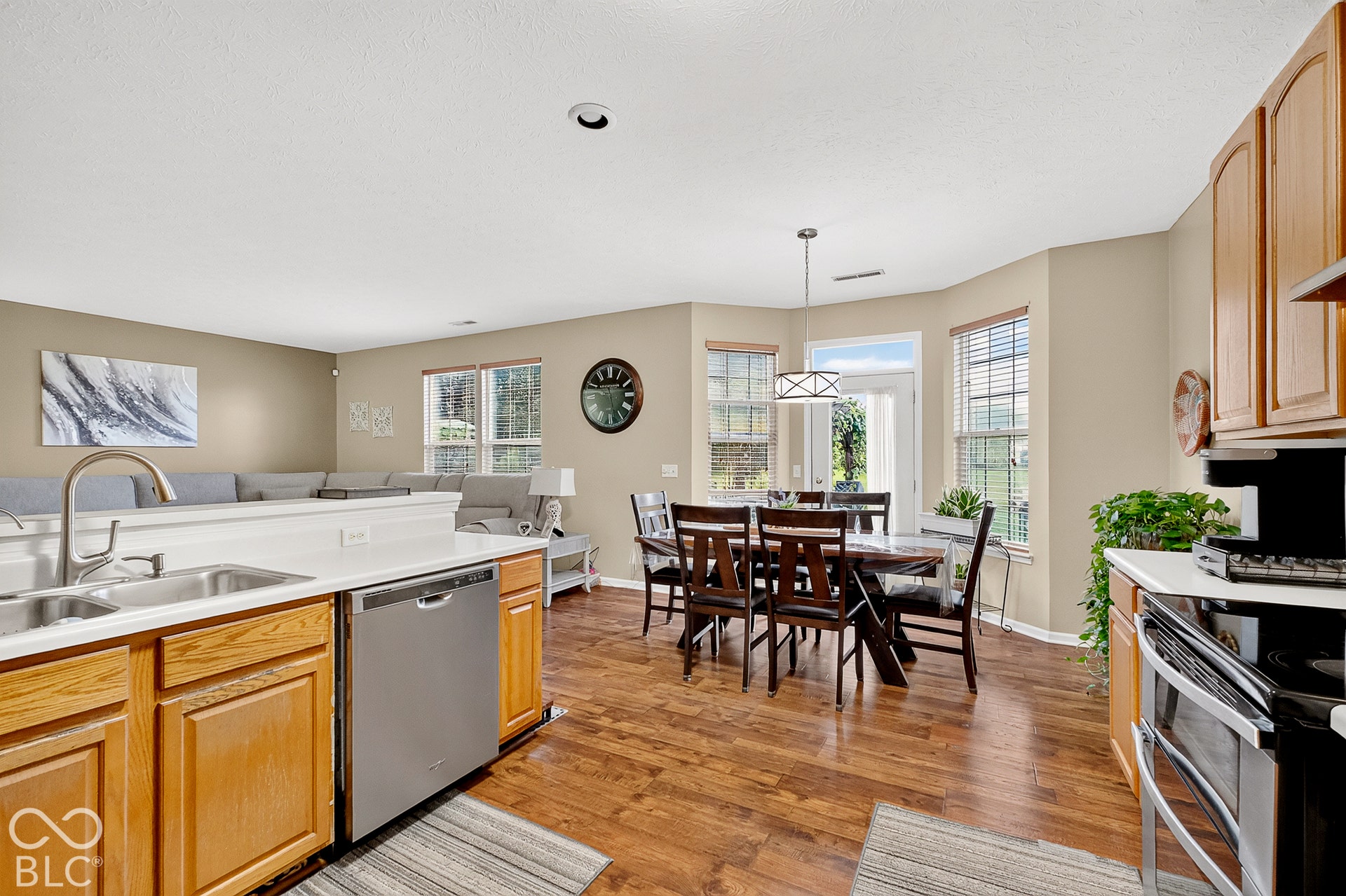 15996 Arbor Grove Boulevard, Noblesville, IN 46060 Kitchen