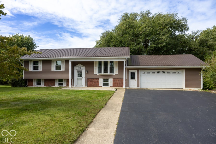 Property photo for 1975 W Crescent Drive, Crawfordsville, IN