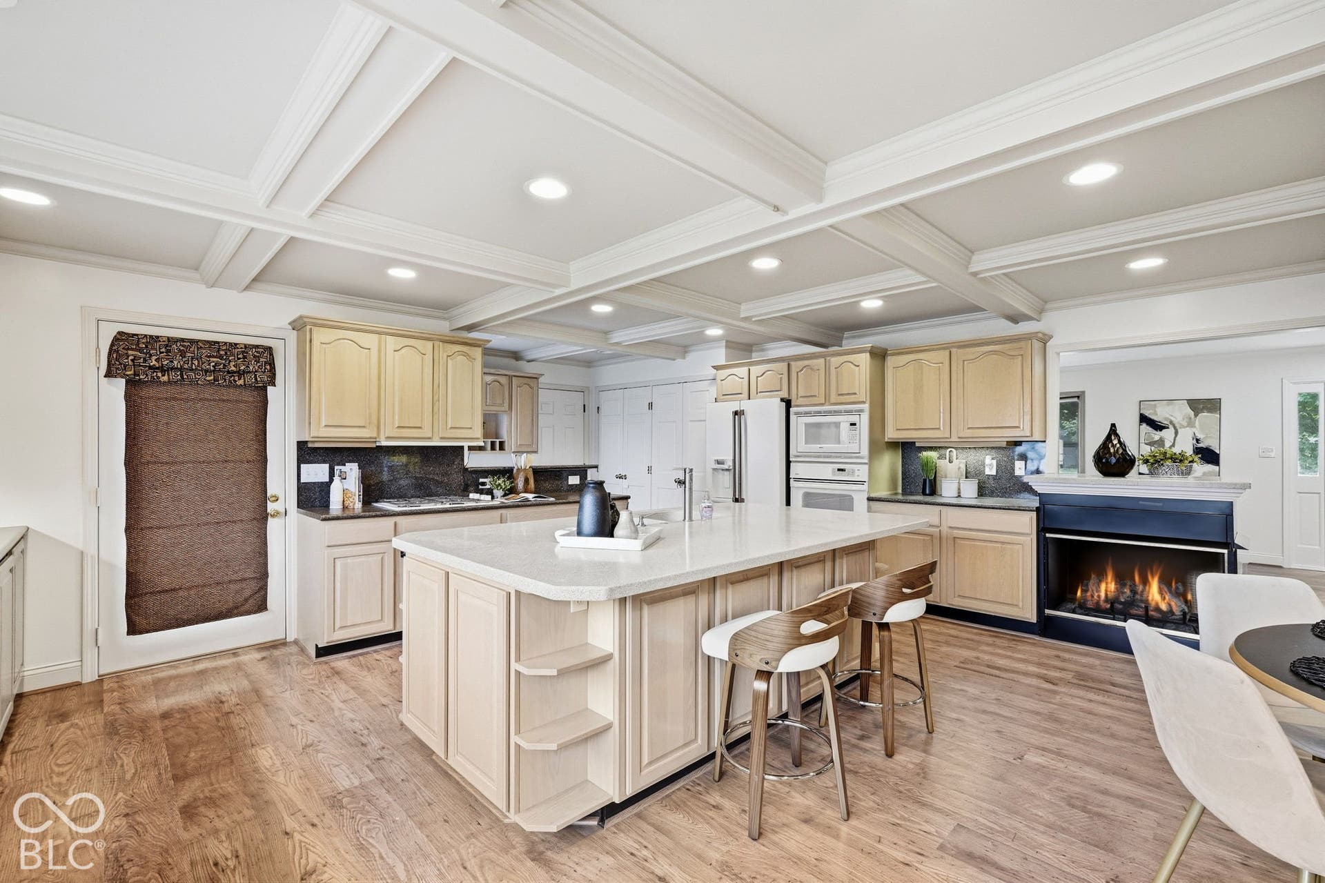 6360 Knyghton Road, Indianapolis, IN 46220 6360 Knyghton Road, Indianapolis, IN 46220