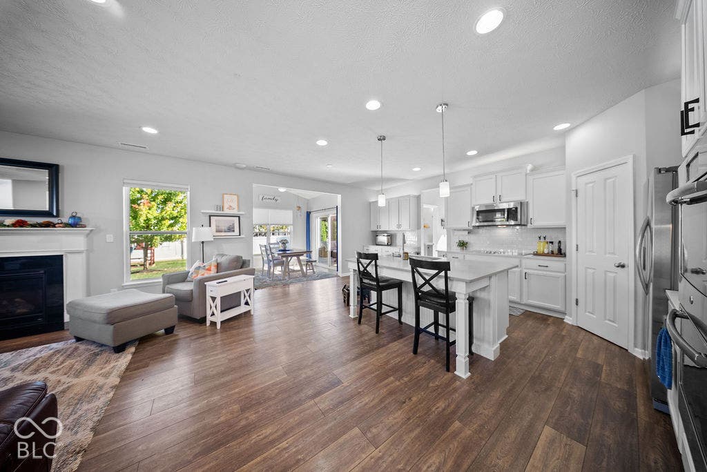 18147 Sunbrook Way, Westfield, IN 46074