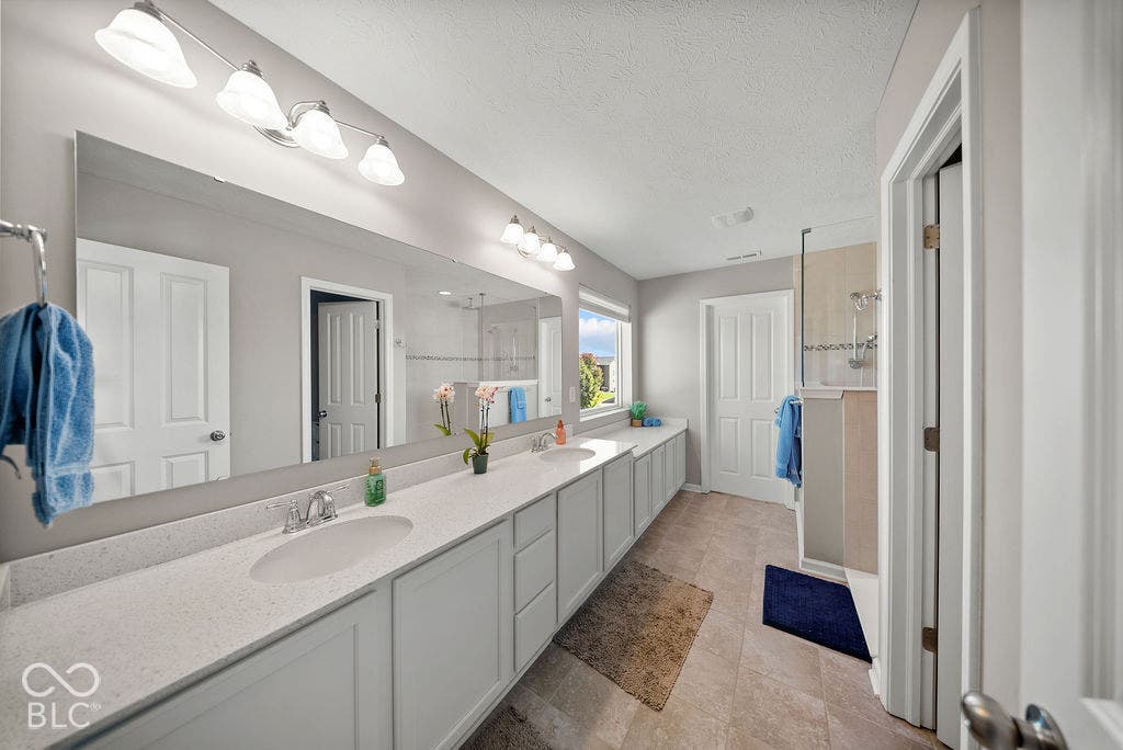 18147 Sunbrook Way, Westfield, IN 46074