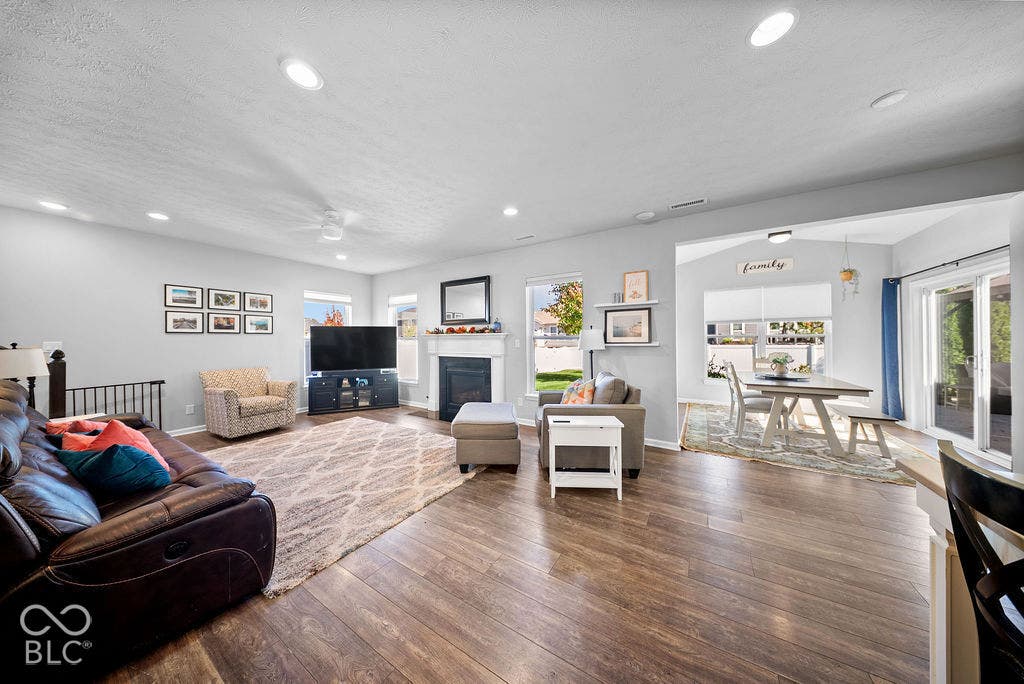 18147 Sunbrook Way, Westfield, IN 46074