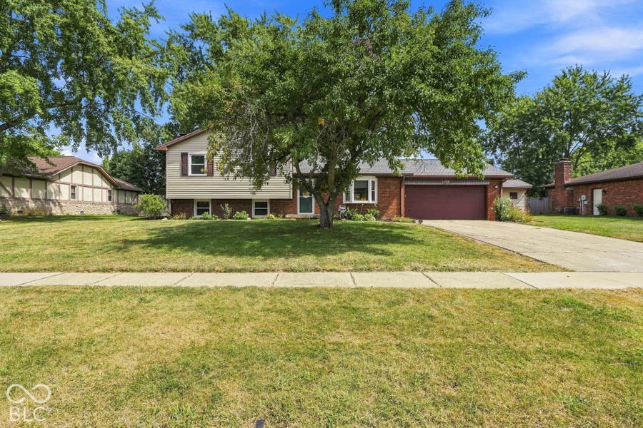 Property photo for 1159 Cambridge Drive, Greenwood, IN