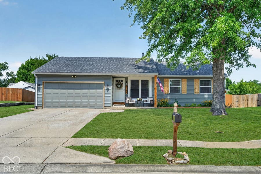 Property photo for 5754 Pemberly Drive, Indianapolis, IN