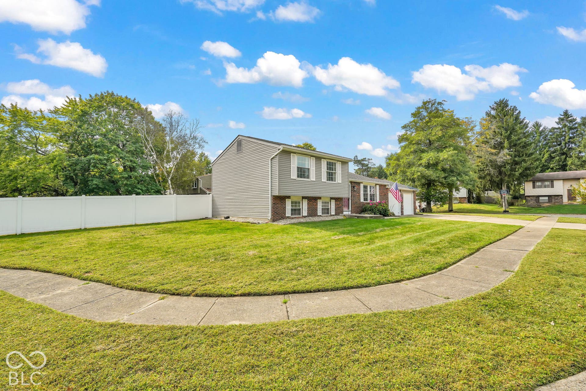 3421 Bren Lee Court, Indianapolis, IN 46227 3421 Bren Lee Court, Indianapolis, IN 46227