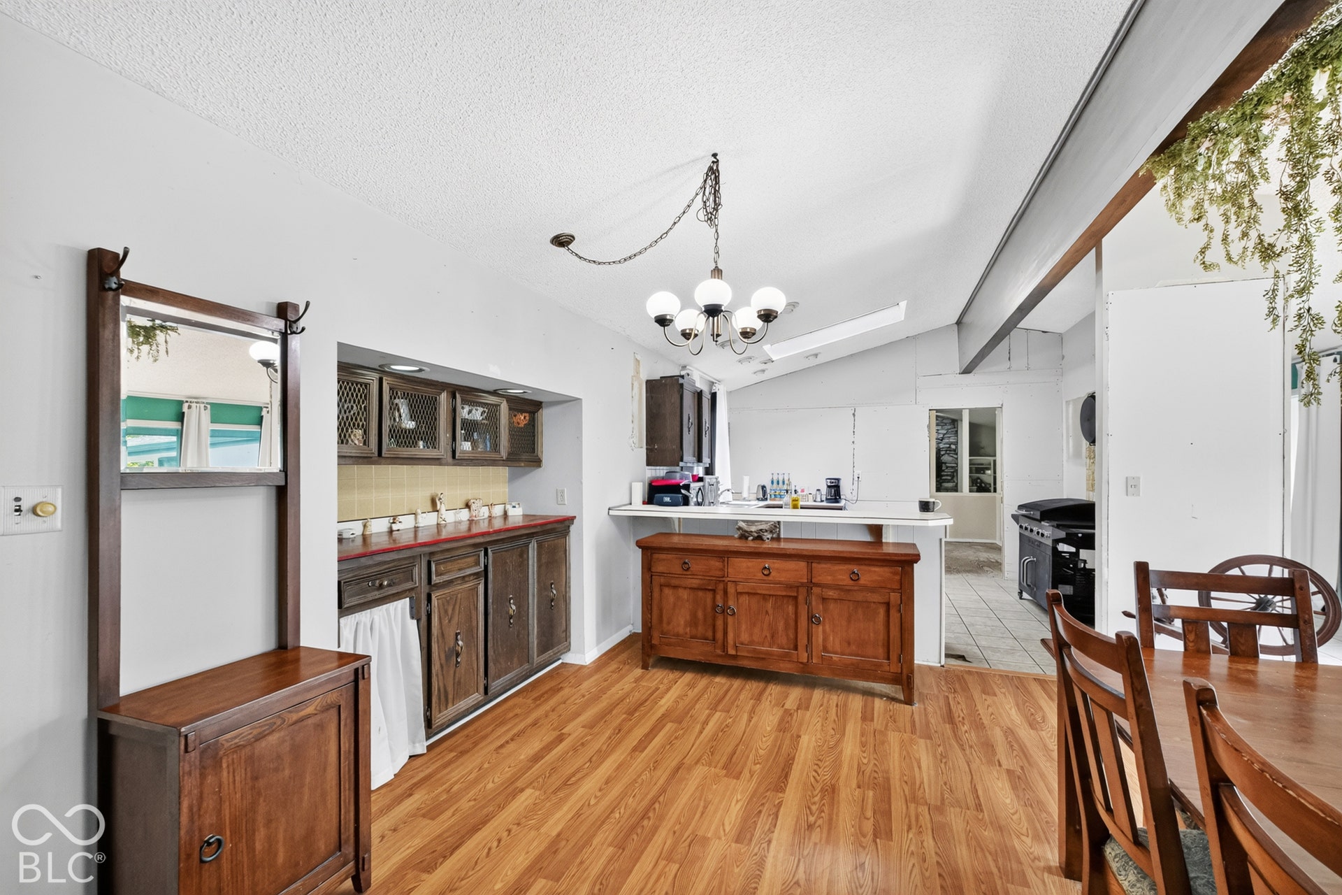 2112 W Sun Valley Parkway, Muncie, IN 47303