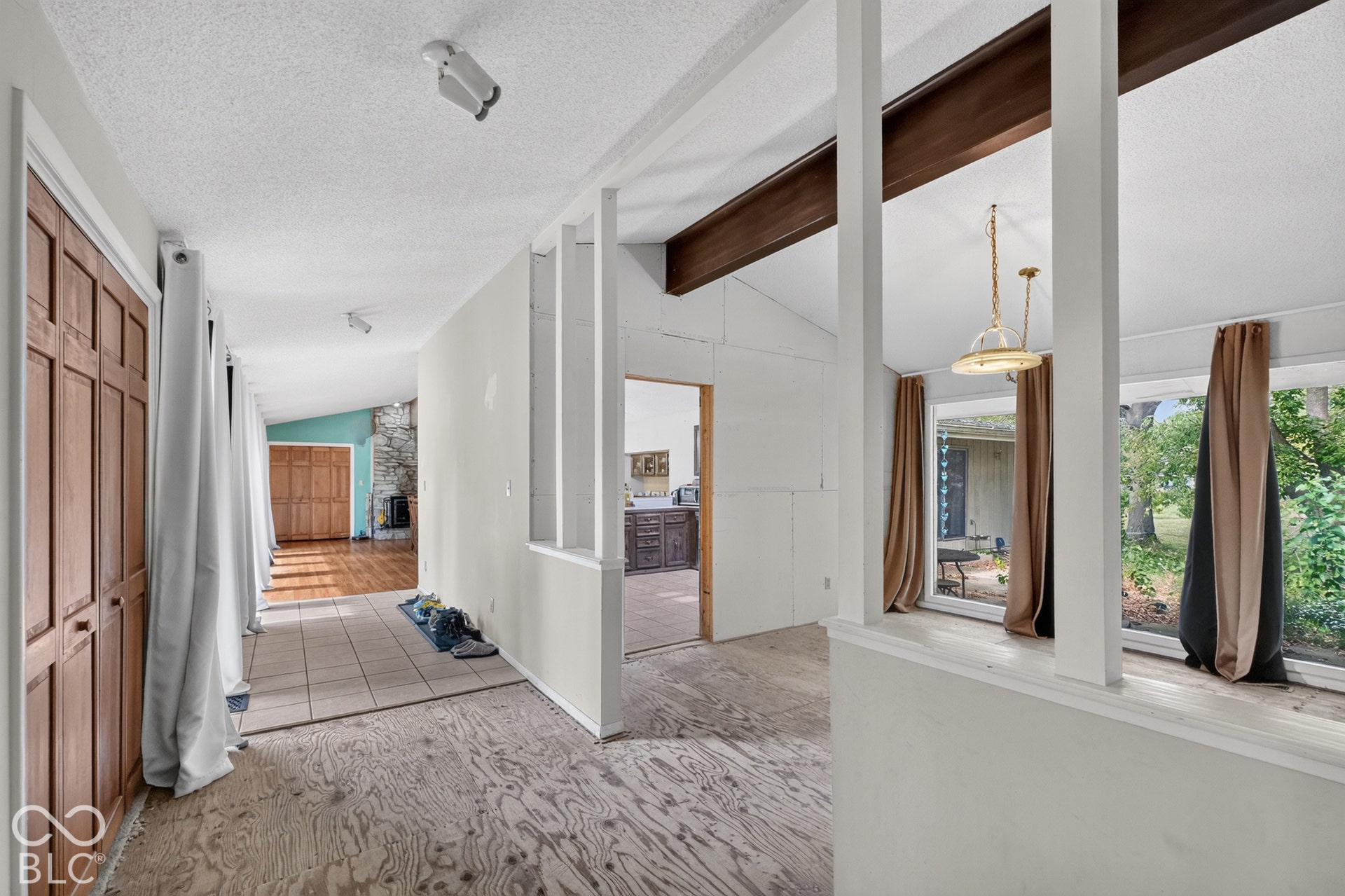 2112 W Sun Valley Parkway, Muncie, IN 47303