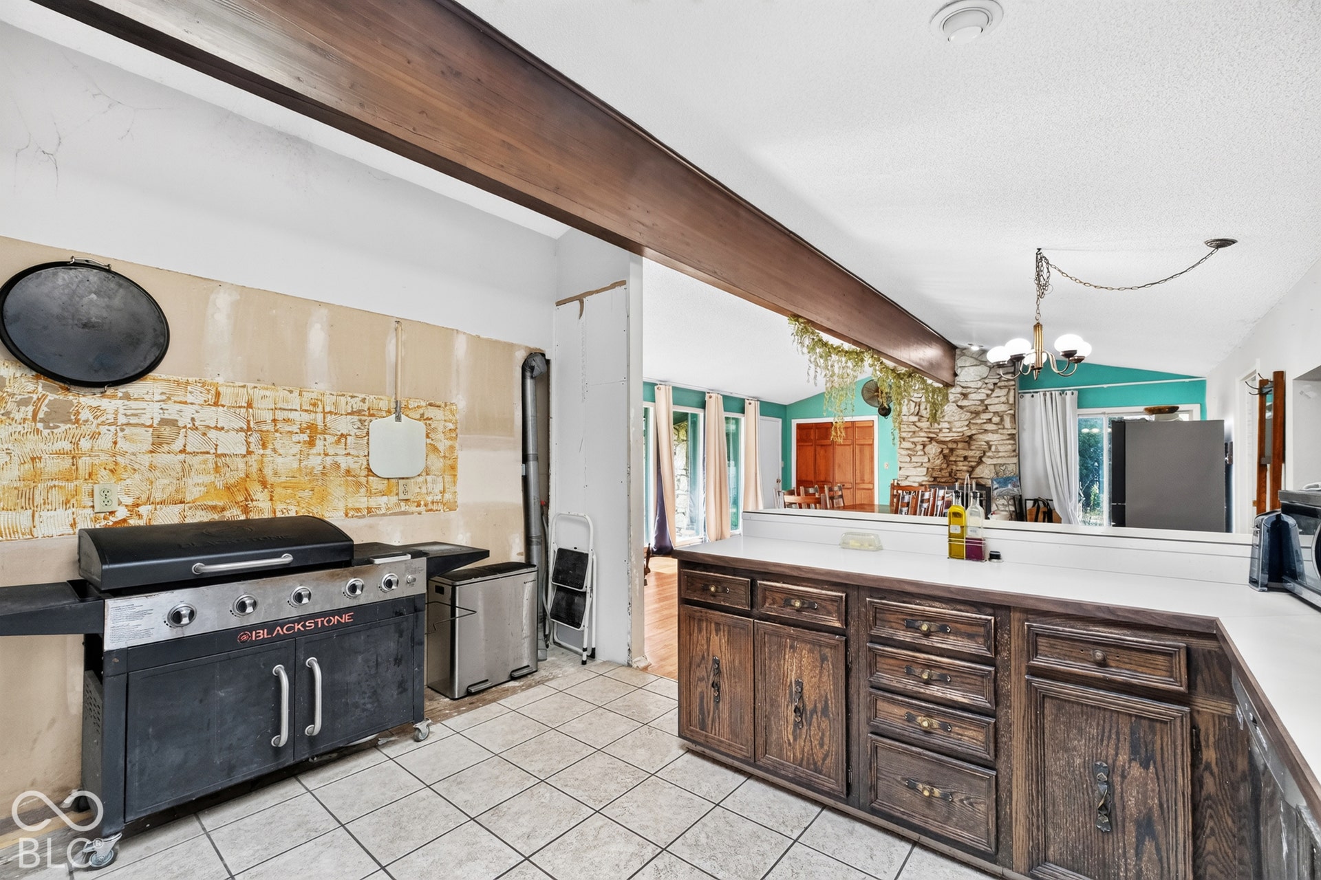 2112 W Sun Valley Parkway, Muncie, IN 47303