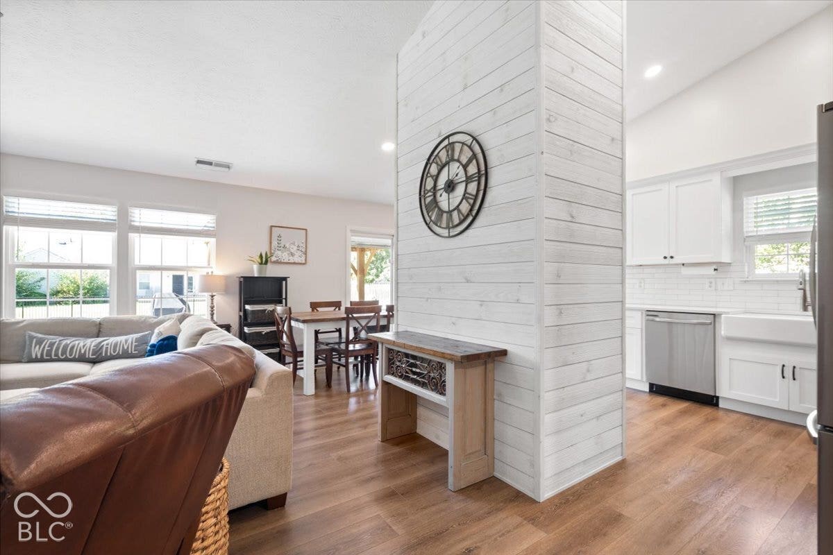 9348 N Bayfield Drive, McCordsville, IN 46055 9348 N Bayfield Drive, McCordsville, IN 46055