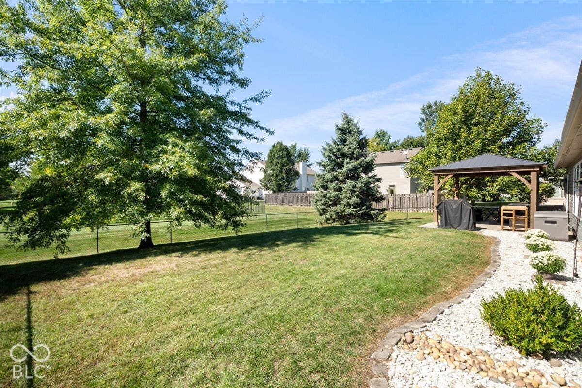 9348 N Bayfield Drive, McCordsville, IN 46055 9348 N Bayfield Drive, McCordsville, IN 46055