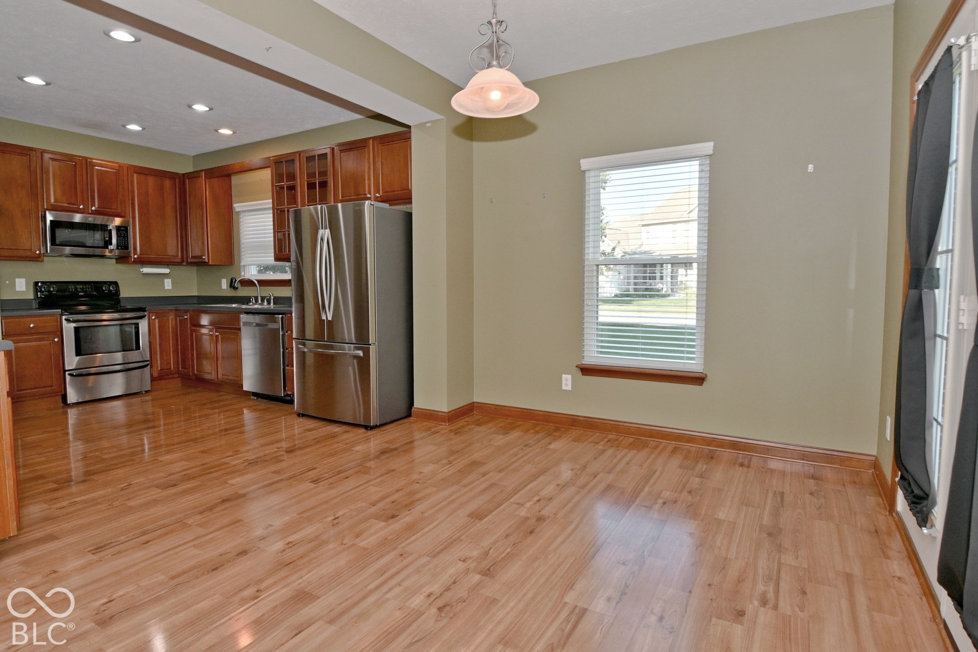 195 Warrington Court, Pittsboro, IN 46167 Breakfast Room