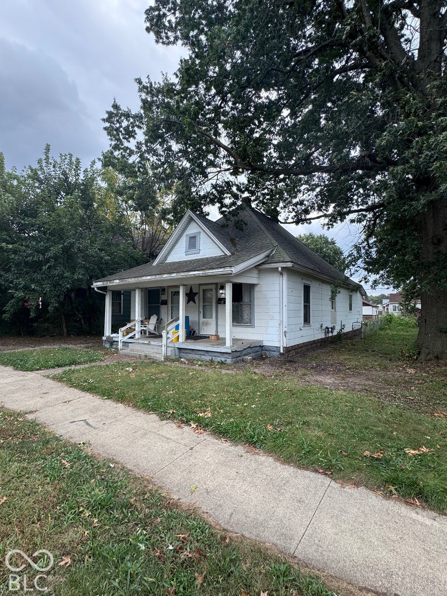 Property photo for 1535 8th Avenue, Terre Haute, IN