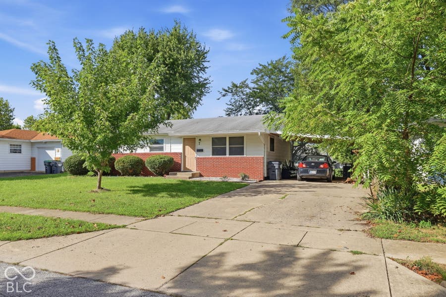 Property photo for 7 Crestview, Greenwood, IN