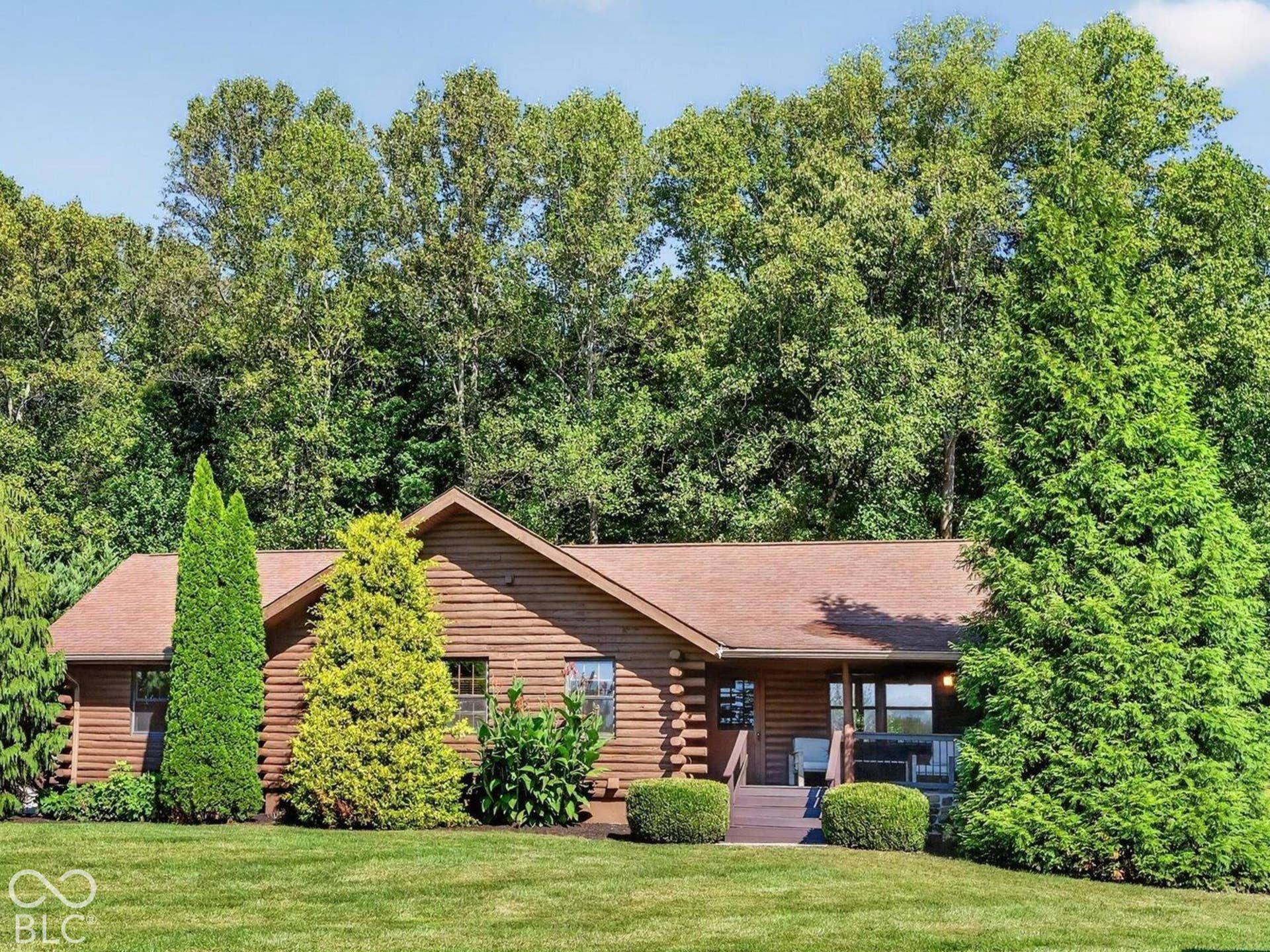 1272 Centerwood Drive, Martinsville, IN 46151