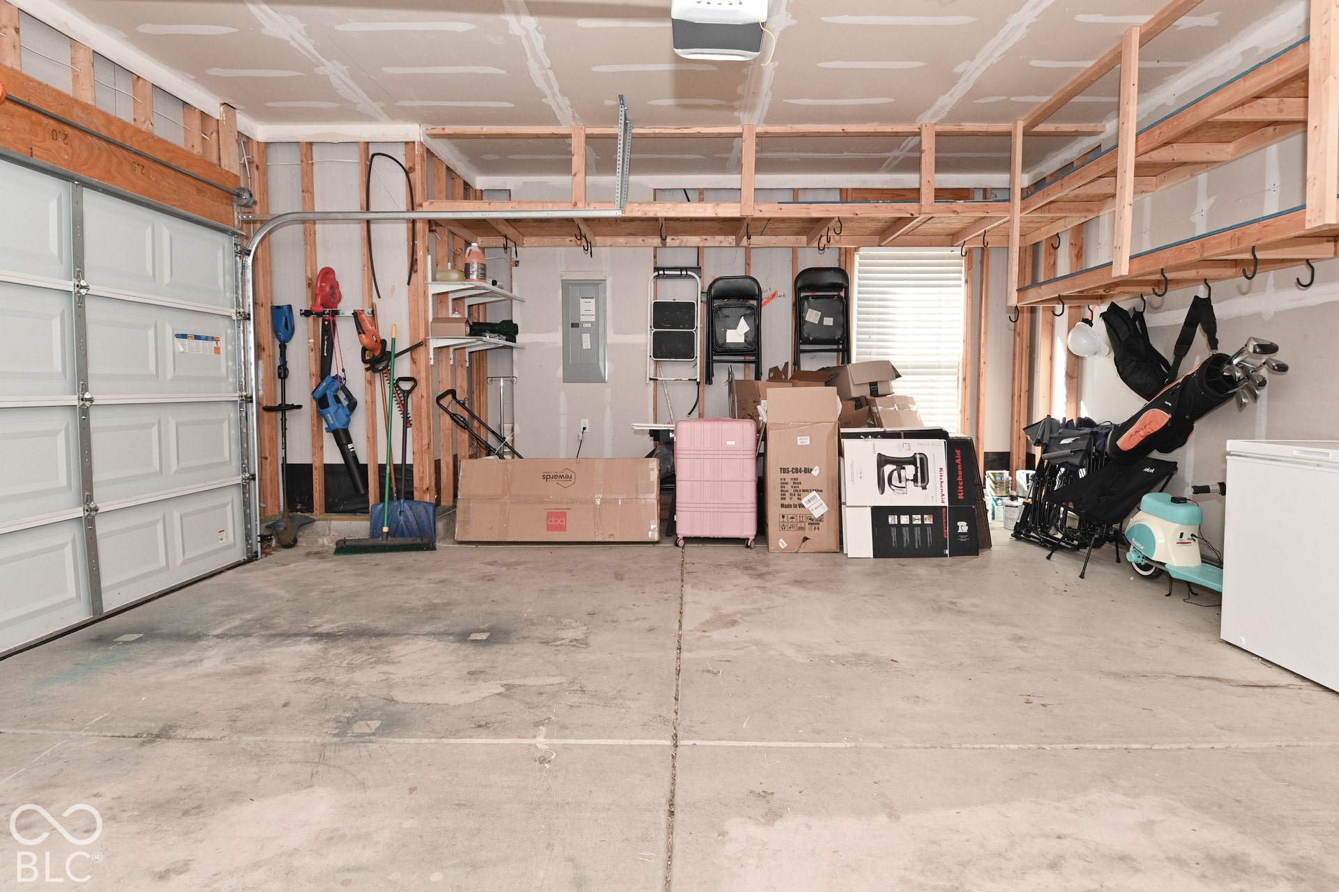2582 Twinleaf Drive, Plainfield, IN 46168 2582 Twinleaf Drive, Plainfield, IN 46168