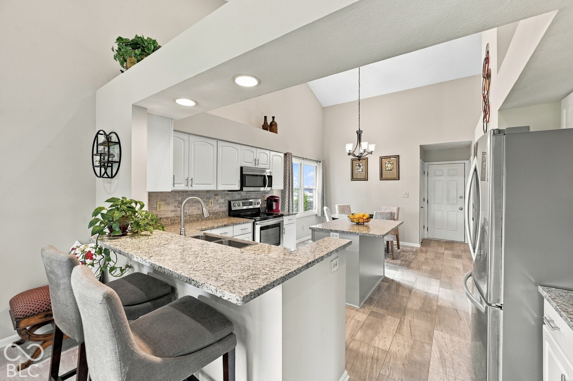 7342 Pymbroke Drive, Fishers, IN 46038