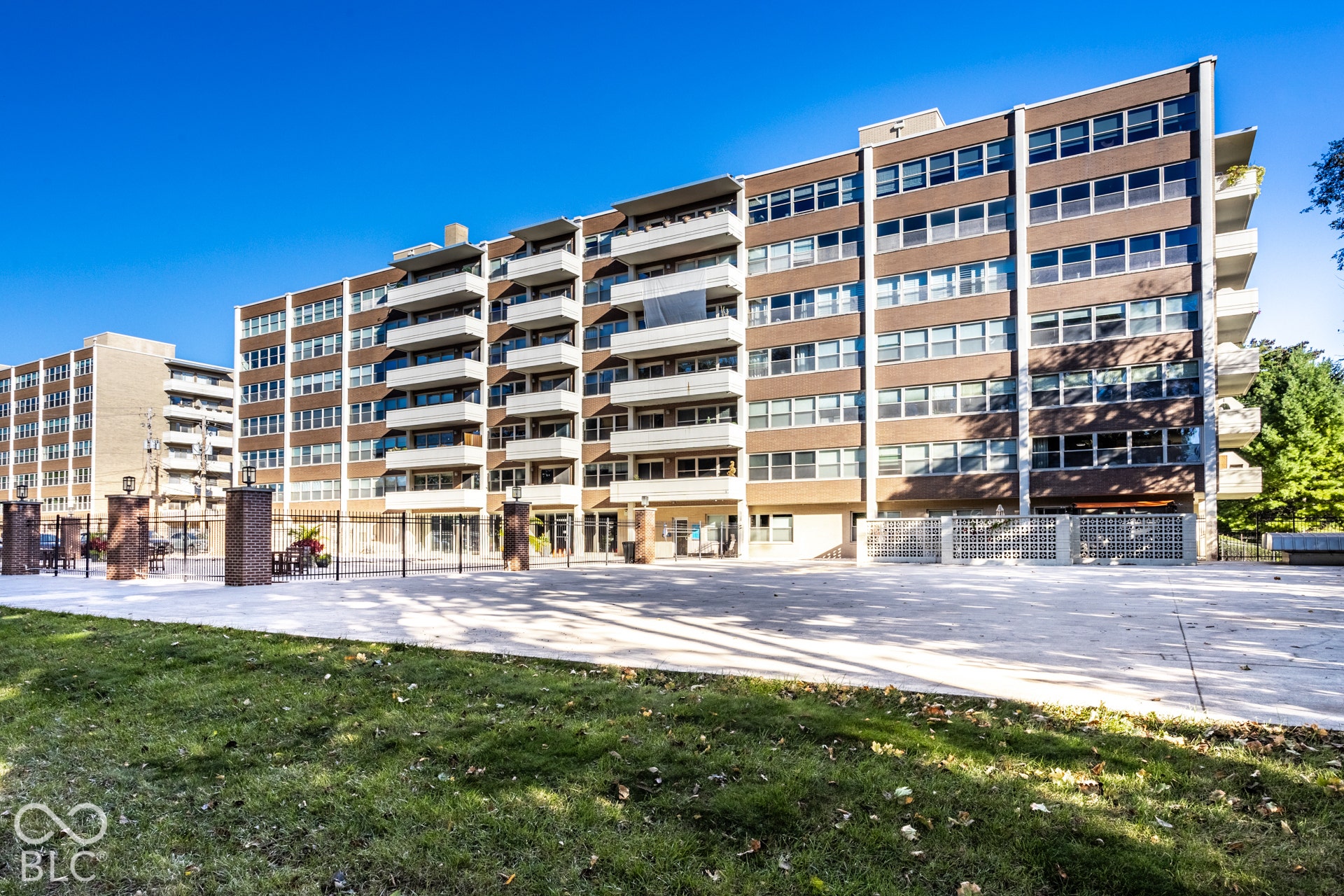 25 E 40th Street, Indianapolis, IN 46205