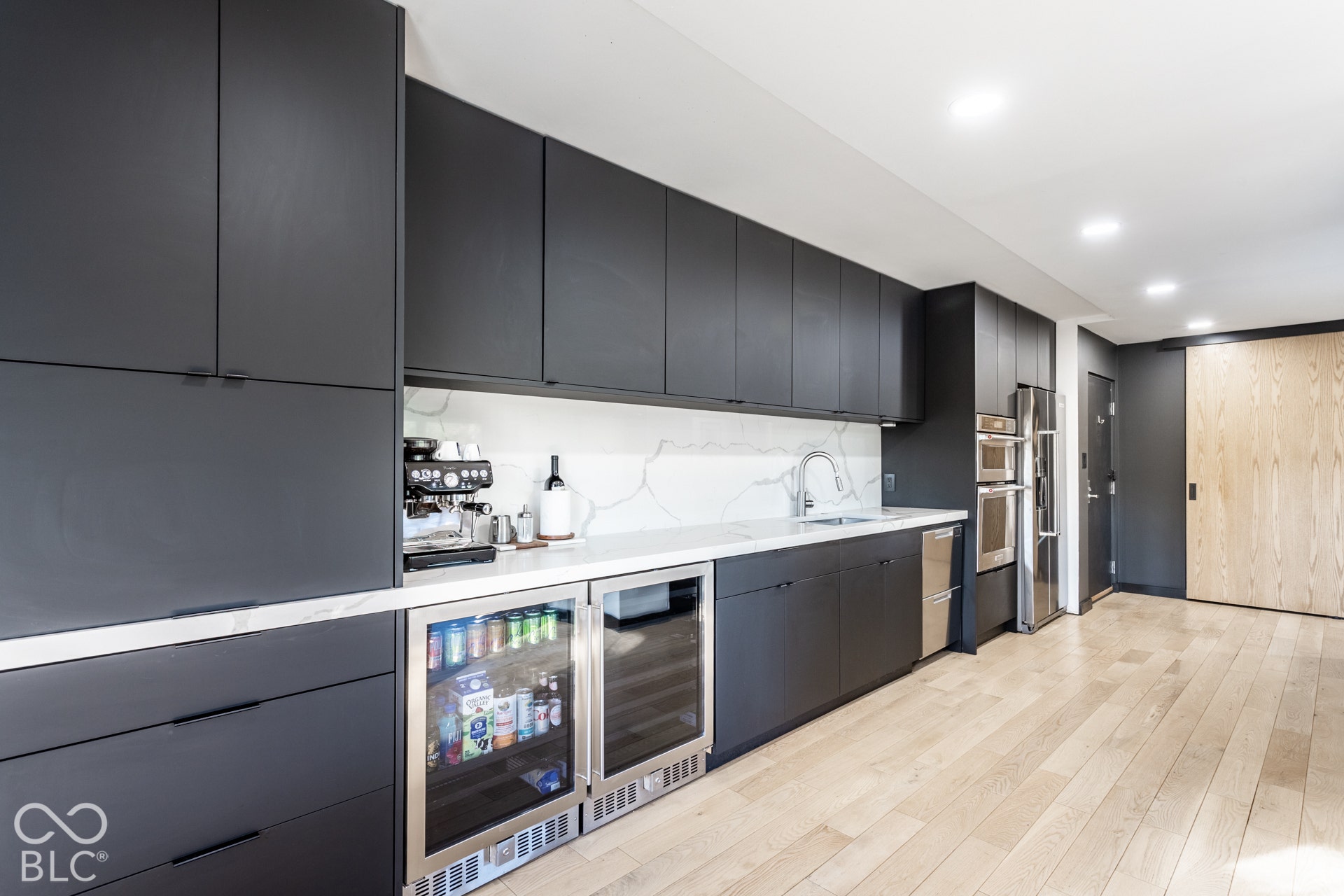 25 E 40th Street, Indianapolis, IN 46205