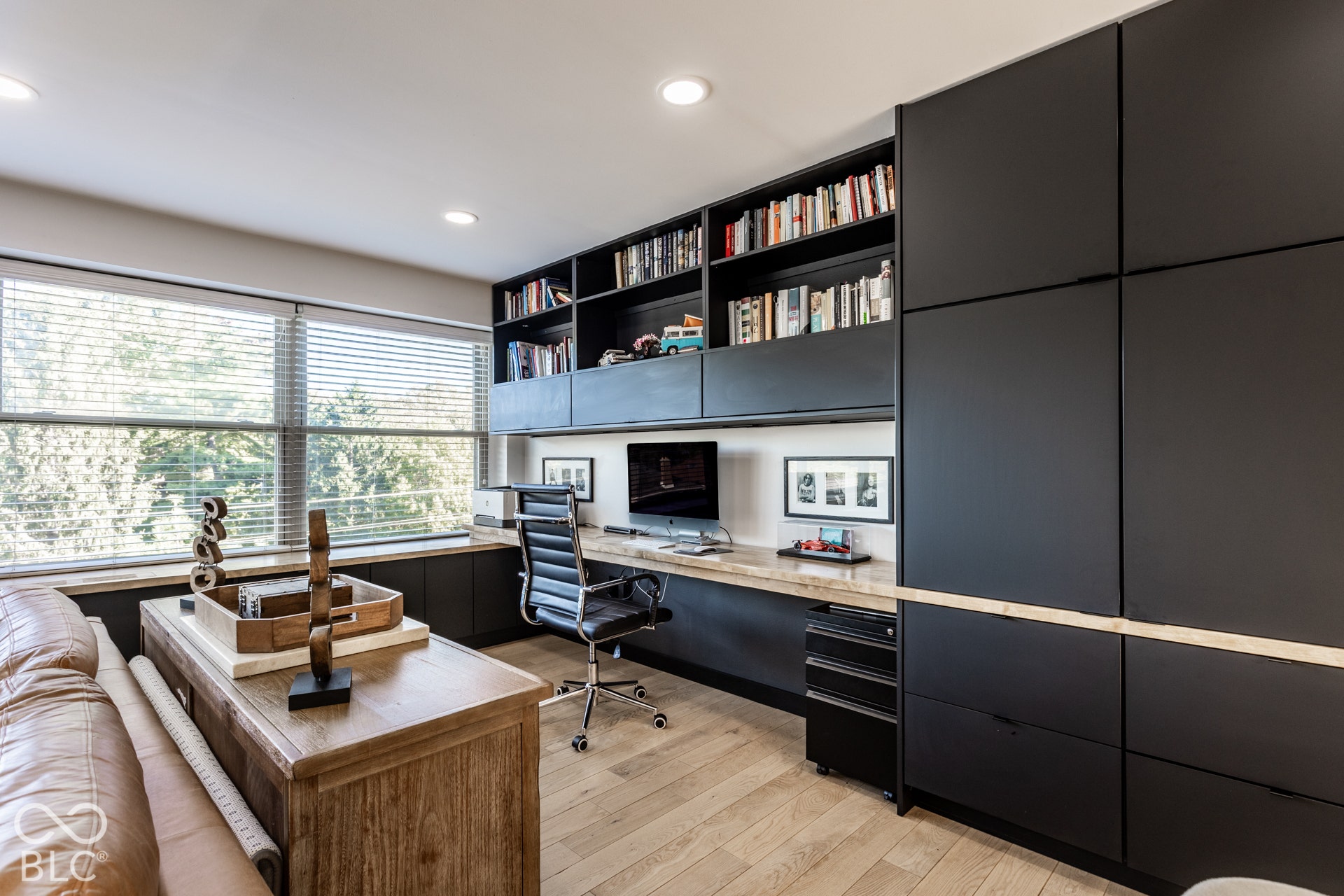 25 E 40th Street, Indianapolis, IN 46205