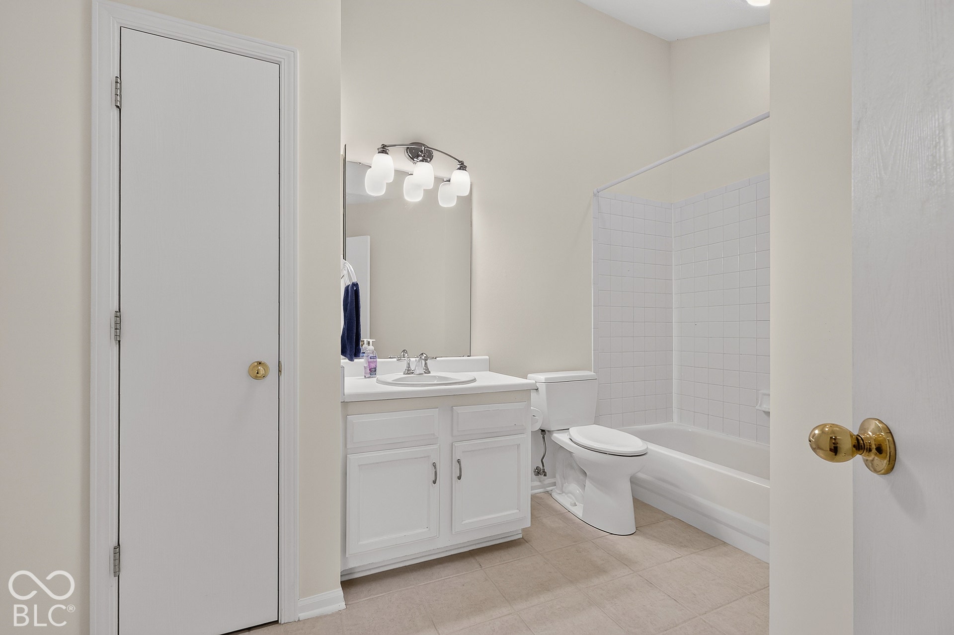 5771 Quail Crossing Drive, Indianapolis, IN 46237
