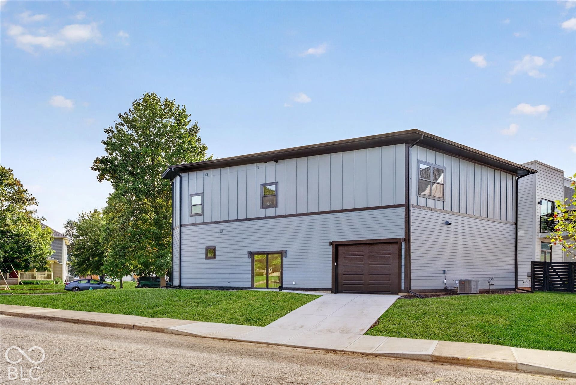 2620 Broadway Street, Indianapolis, IN 46205 2620 Broadway Street, Indianapolis, IN 46205