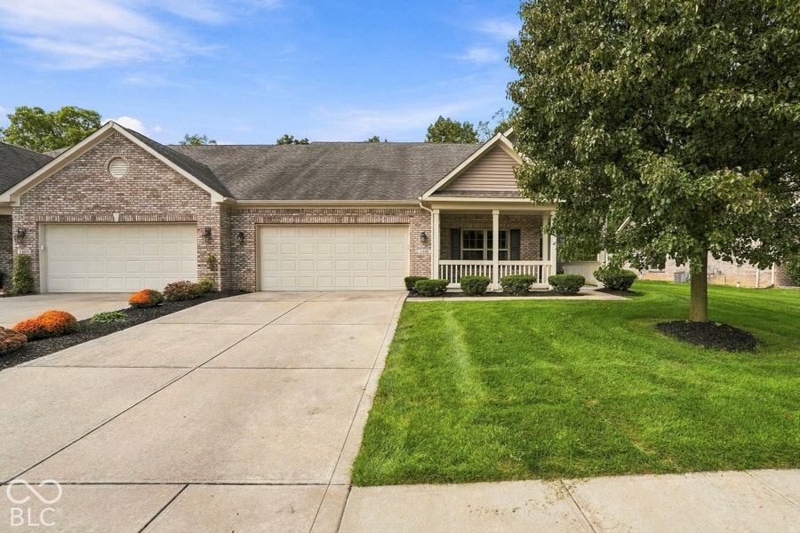 Property photo for 1430 Stoney Pointe Way, Avon, IN
