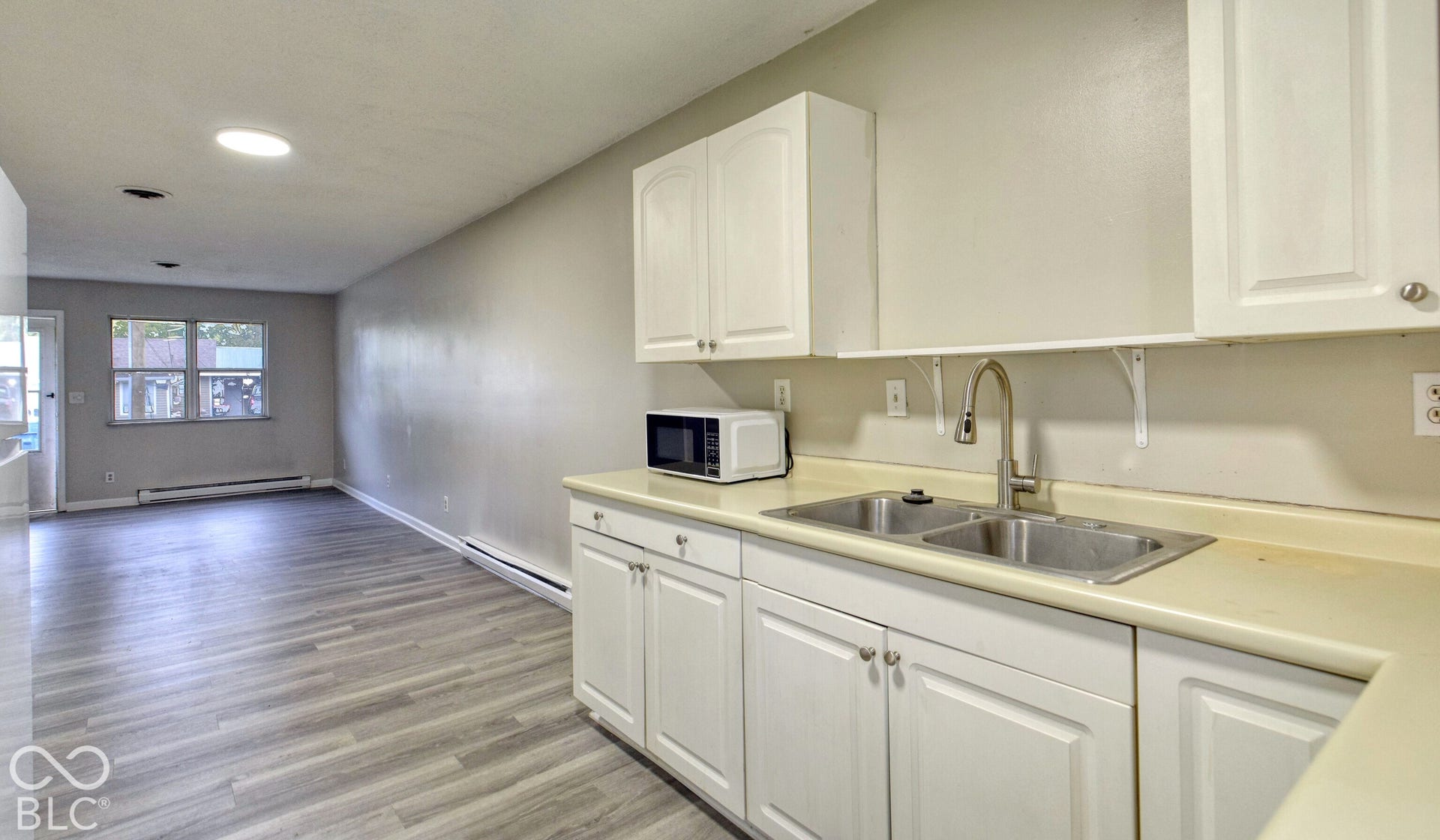 Plenty of counter space!