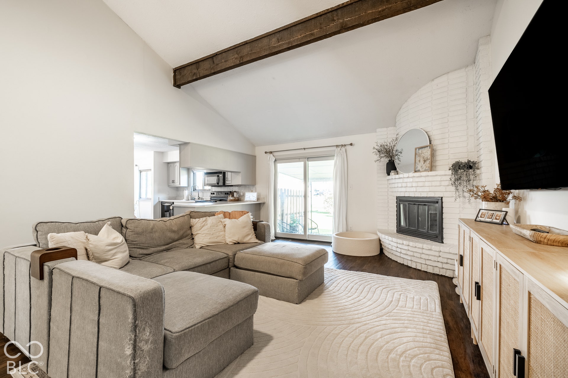 5526 Riva Ridge Drive, Indianapolis, IN 46237 5526 Riva Ridge Drive, Indianapolis, IN 46237
