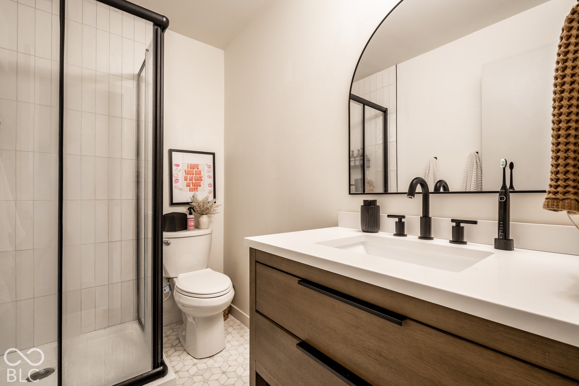 5526 Riva Ridge Drive, Indianapolis, IN 46237 5526 Riva Ridge Drive, Indianapolis, IN 46237