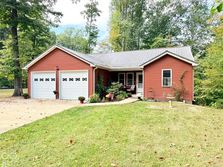 Property photo for 2902 W Stratford Circle, Crawfordsville, IN
