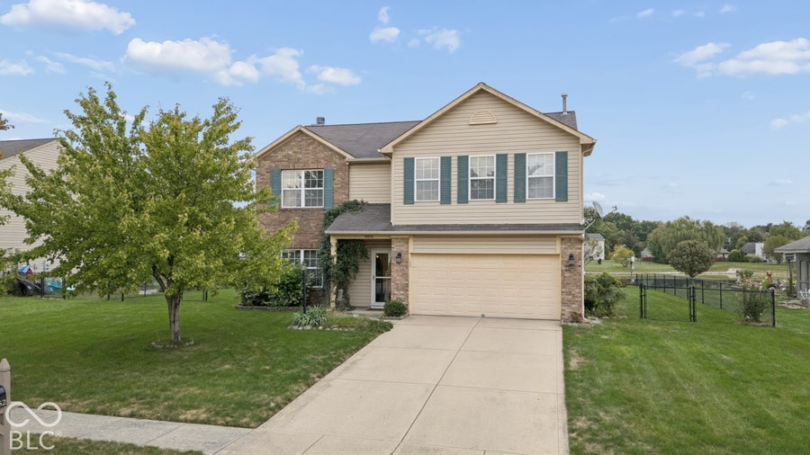 Property photo for 19352 Pathway Pointe, Noblesville, IN