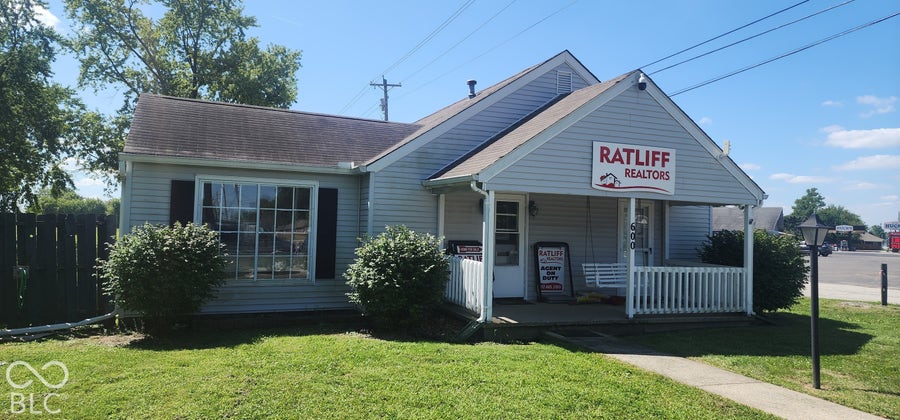 Property photo for 600 E Broadway Street, Fortville, IN