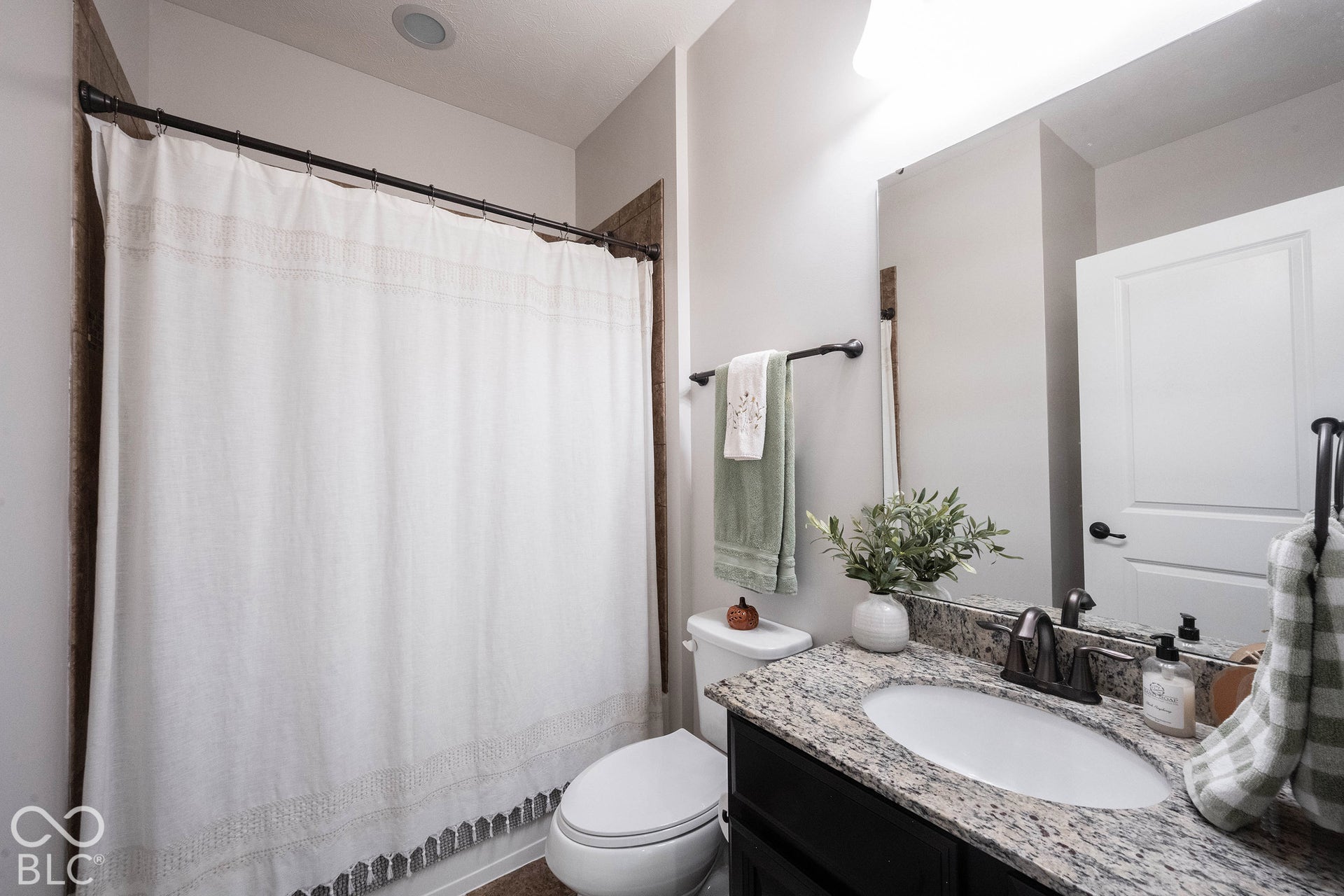 13471 Mancroft Drive, Fishers, IN 46037