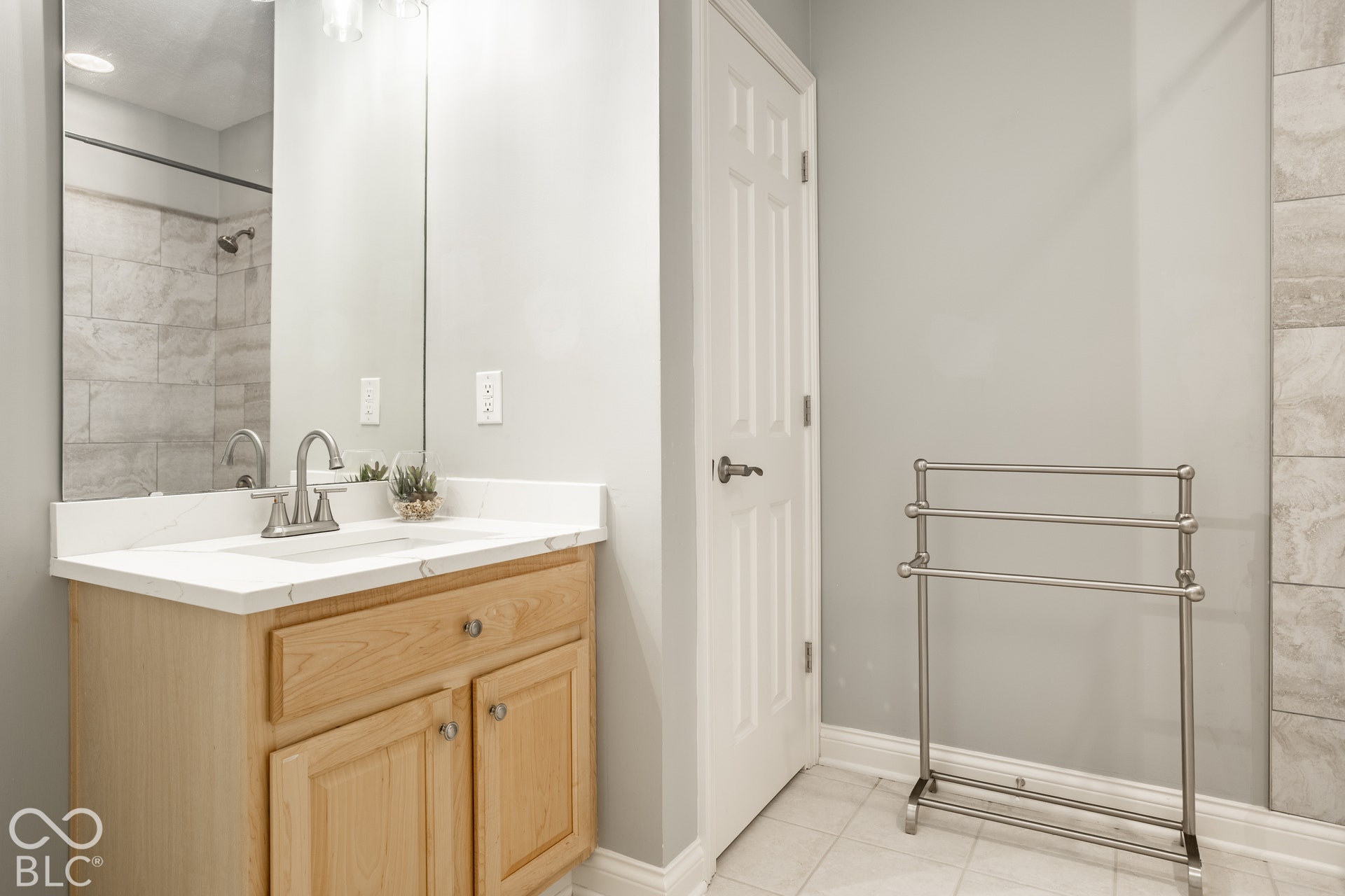 8079 Heyward Drive, Indianapolis, IN 46250