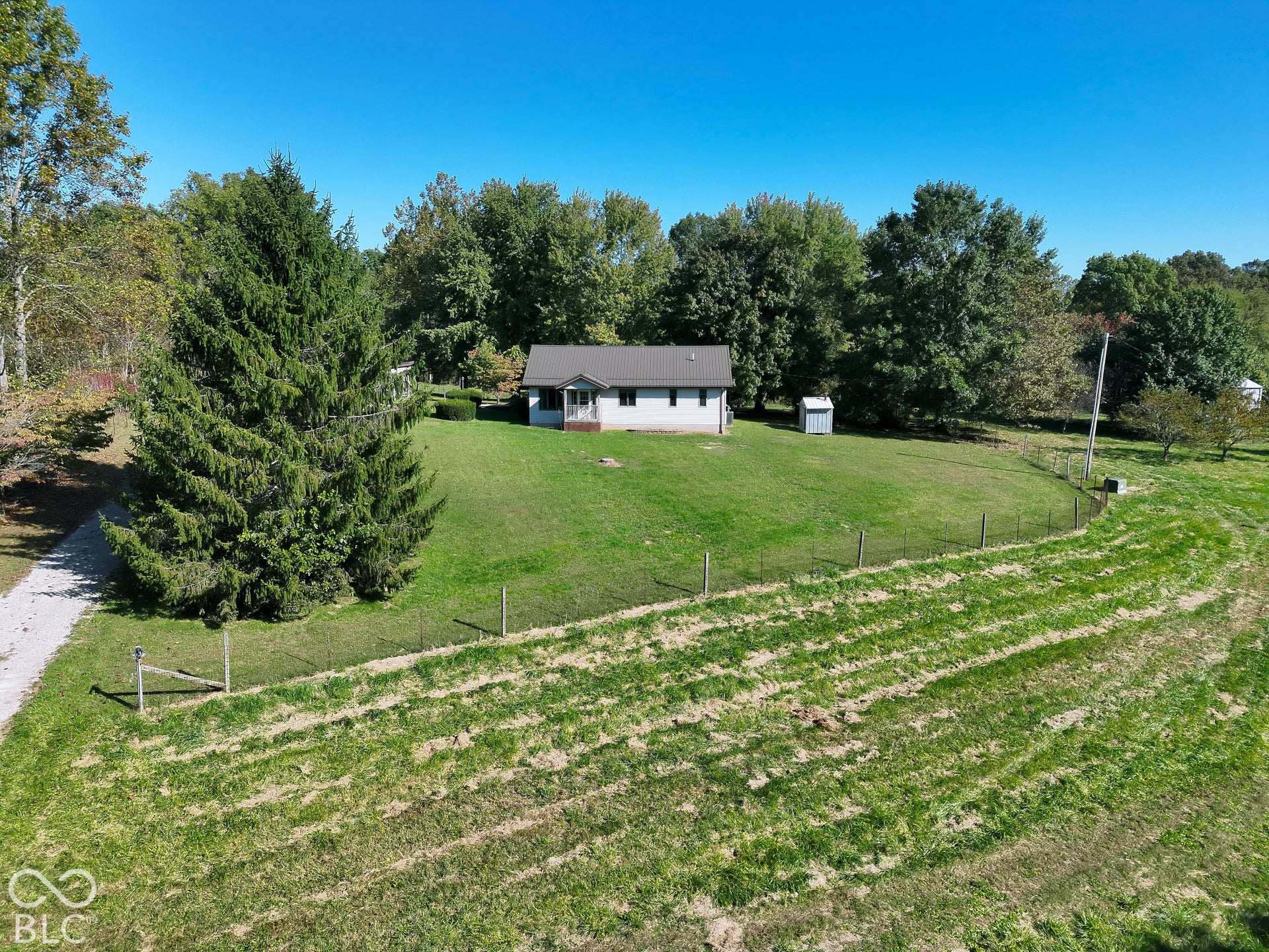 3333 Patricksburg Road, Spencer, IN 47460 Yard